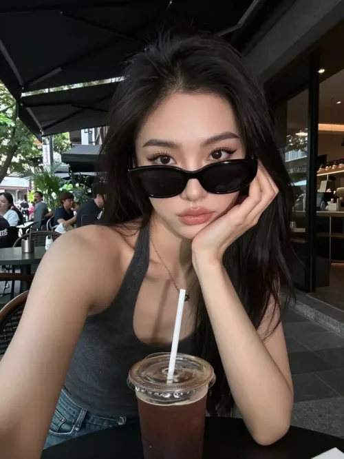 Instagram Flash Filter